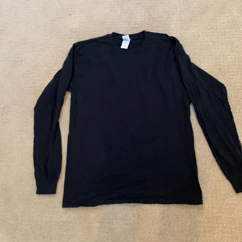 Gildan Heavy Cotton black long sleeve